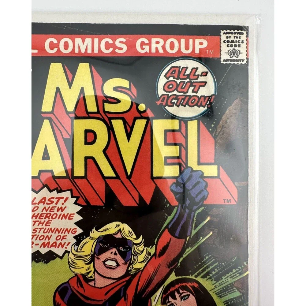 Ms. Marvel #1 (1977) Marvel Comics – 1st‎ Issue, Carol Danvers Debut